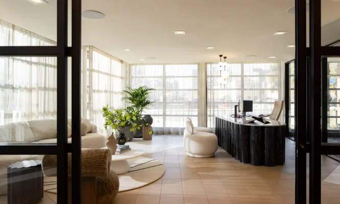 Sares Regis Celeste Hero Featured