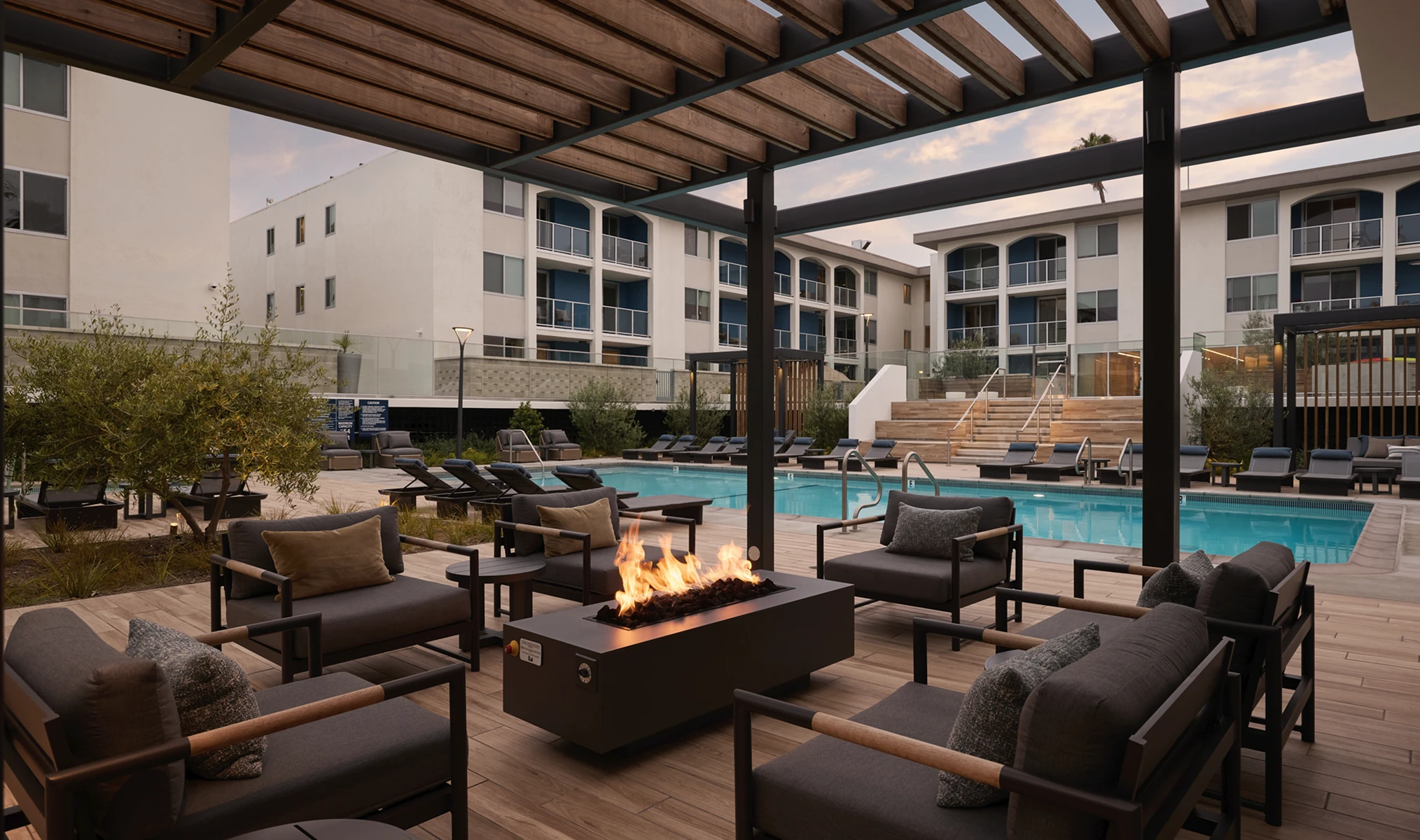 Dolphin Marina Pool